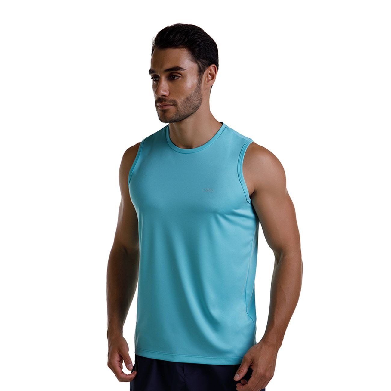 POLERA ESSENTIAL SIN MANGAS CELESTE HOMBRE