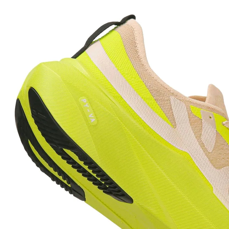 Zapatilla Running Hombre CORRE 5 Arena/Amarillo