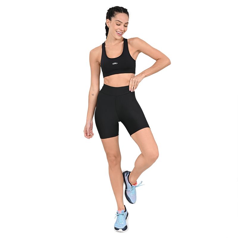 PETO ESSENTIAL NEGRO MUJER