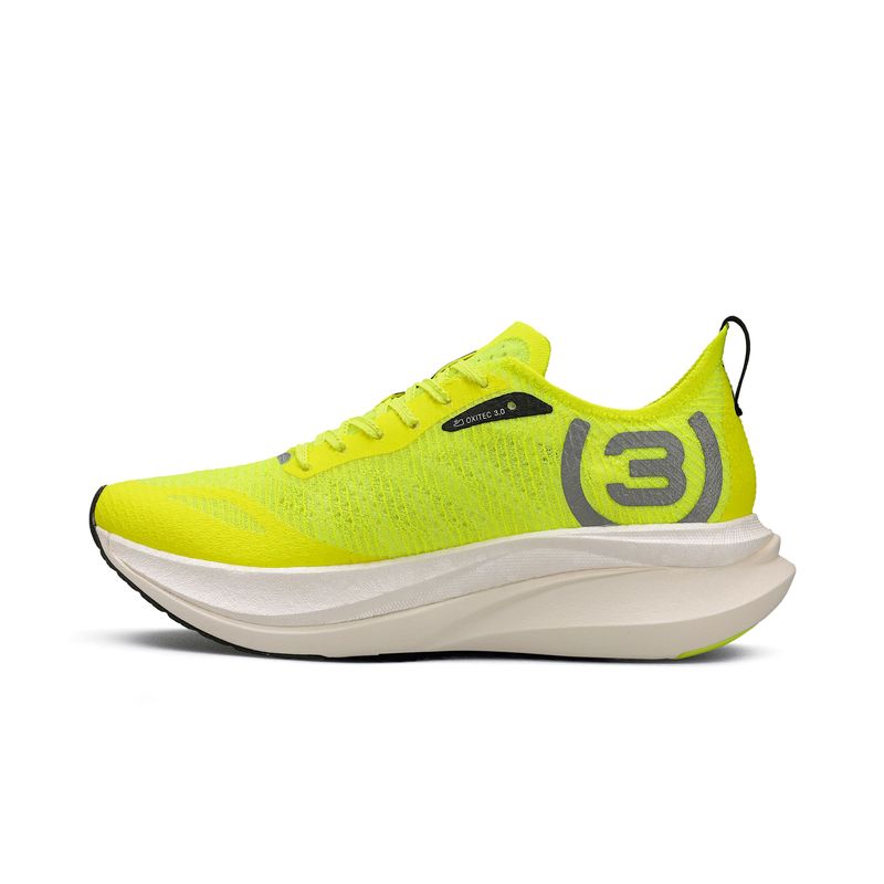 Zapatilla Running Hombre CORRE GRAFENO 3 Amarillo/Negro