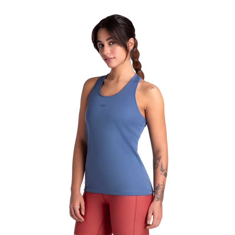 POLERA ESSENTIAL SIN MANGAS AZULADA MUJER